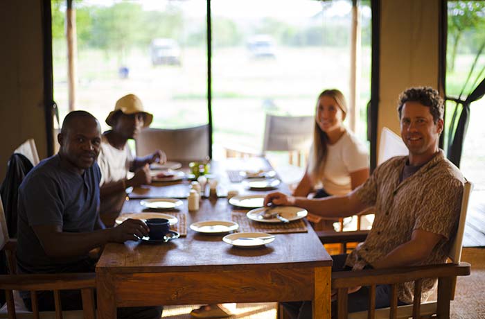 how-to-tip-a-guide-in-tanzania